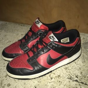 Nike Dunk SB “Bred”